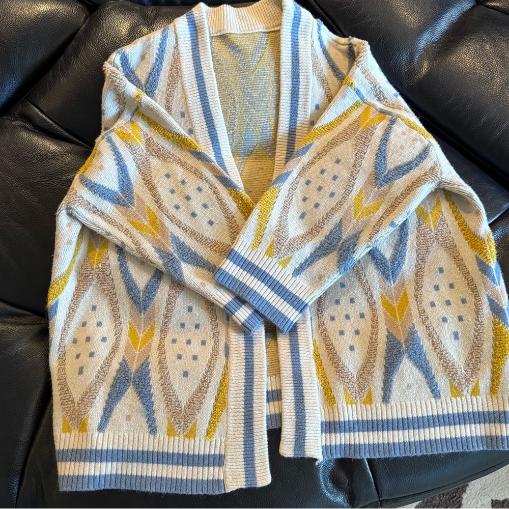 Gorgeous Vintage Textured Chunky Oversized Cardigan Sweater